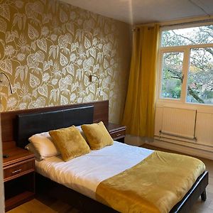 West Park Hotel Chalets